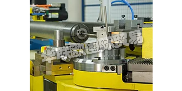 SENIOR-AEROSPACE-ERMETO是流體傳輸組件的領(lǐng)先供應(yīng)商，其產(chǎn)品質(zhì)量得到認(rèn)可。  　　Ermeto存在于不同的細(xì)分市場：航空航天，海運(yùn)，國防和各種行業(yè)。