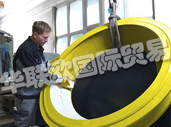 KALENBORN,工業(yè)磨損保護專家。  　　1921年：公司成立  　　第一本手冊Schmelzbasalt9月7日，Schmelzbasalt AG在Linz am Rhein成立，這是由CompagnieGénéraleduBasalte和Basalt AG組建的合資企業(yè)。