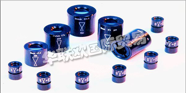 BECK OPTRONIC SOLUTIONS擁有可追溯至1839年的開(kāi)創(chuàng)性血統(tǒng)，設(shè)計(jì)和制造精密光學(xué)解決方案。BOS總部位于英國(guó)赫默爾亨普斯特德，擁有全面的功能，可以設(shè)計(jì)和制造復(fù)雜的集成光學(xué)系統(tǒng)，用于防紫外線，可見(jiàn)光，近紅外，SWIR，MWIR和LWIR波段的國(guó)防和商業(yè)用途。