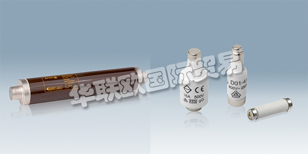 EFEN于1922年成立，生產(chǎn)高質(zhì)量的熔斷器產(chǎn)品。EFEN的質(zhì)量和環(huán)境管理體系證明了EFEN對(duì)高質(zhì)量的承諾，符合DIN ISO 14001，DIN ISO 9001和BD OHSAS 18001的認(rèn)證。EFEN為客戶提供完善可靠的解決方案，為從發(fā)電到電力存儲(chǔ)的安全接口以及用戶的選擇性調(diào)節(jié)提供了一致的解決方案，綜合解決方案可確保電源，基礎(chǔ)設(shè)施和工業(yè)各個(gè)領(lǐng)域的最高安全性，智能解決方案可確?？煽康耐ㄐ藕团潆娤到y(tǒng)的最大可用性。下文為您介紹EFEN熔斷器。